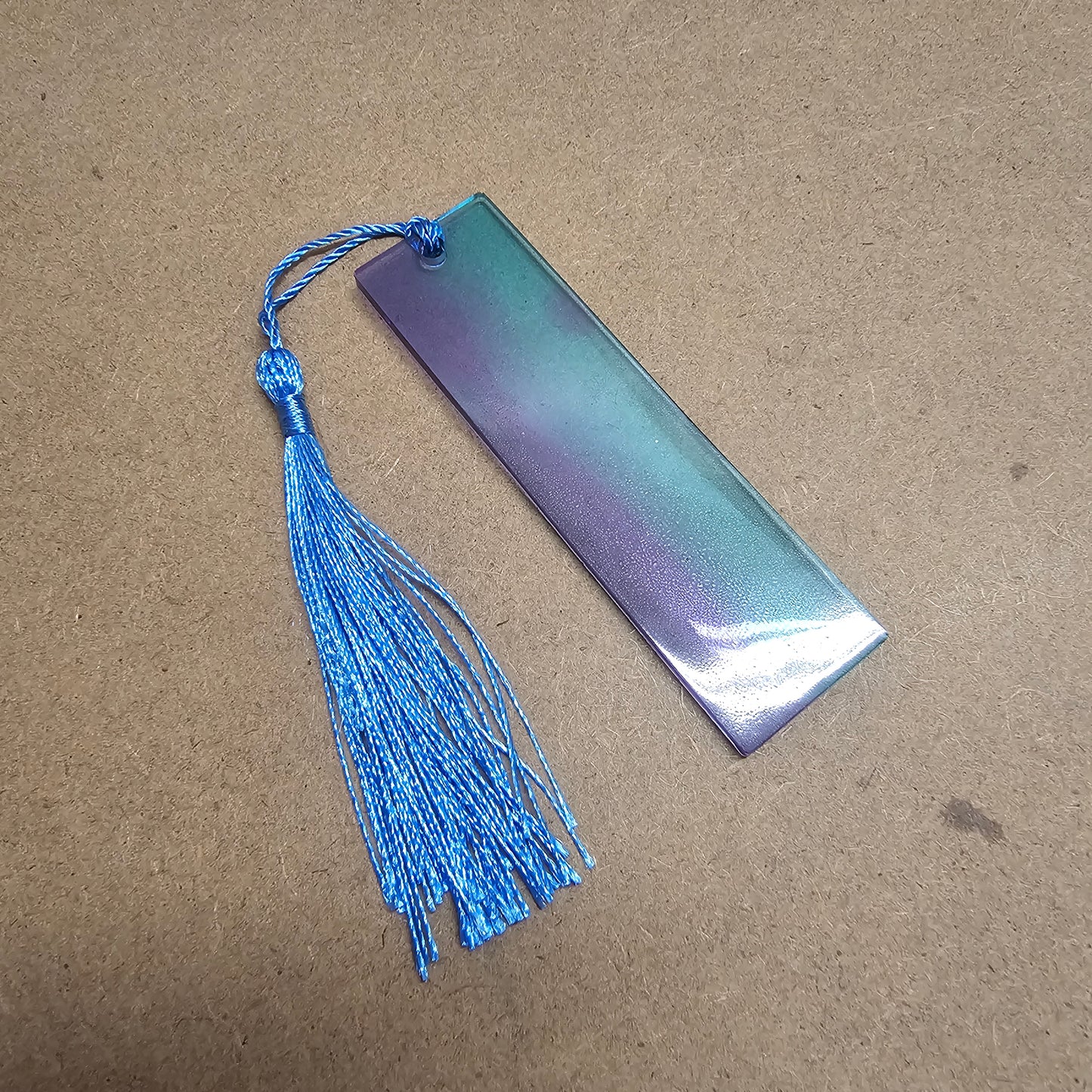 Short_Resin_Bookmark_1